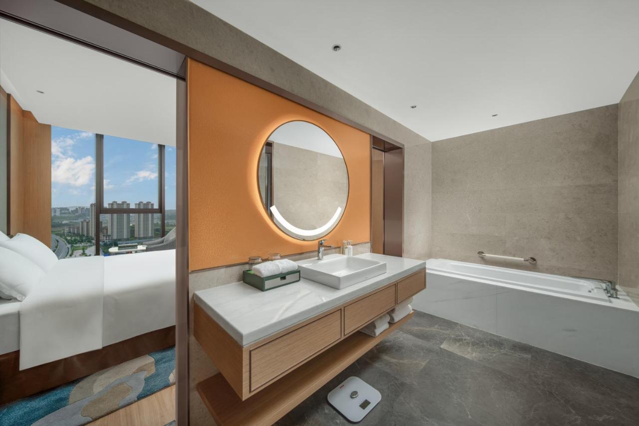 Holiday Inn Luzhou Longjian By Ihg מראה חיצוני תמונה